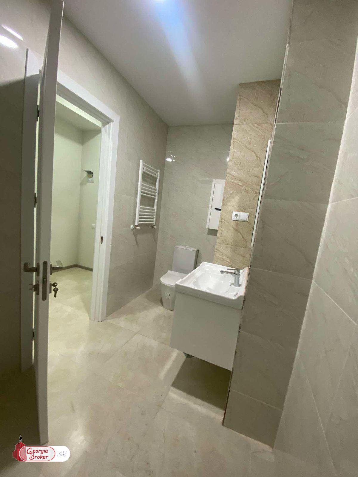 იყიდება ახალი გარემონტებული 2 ოთახიანი ბინა